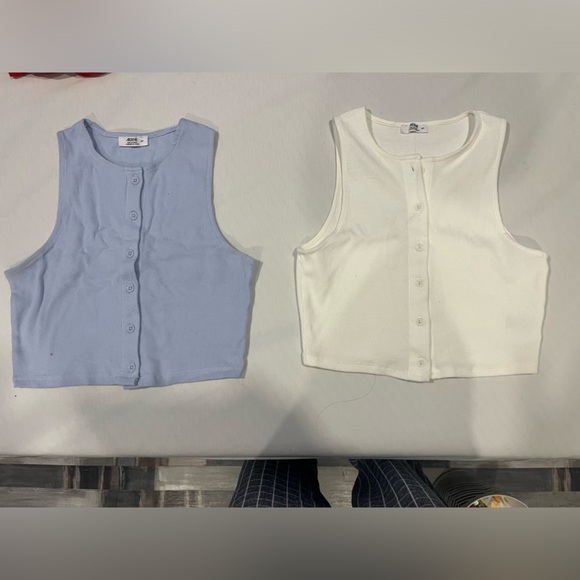 Sets of two shirts (crop top) - Picture 3 of 5